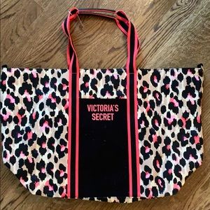 Victoria’s Secret tote bag